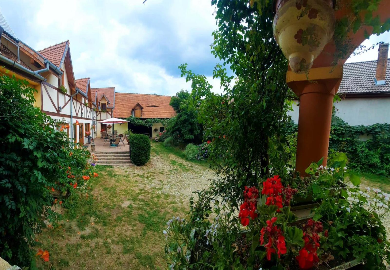 Pensiunea Bendorfeanu Răşinari Exterior foto